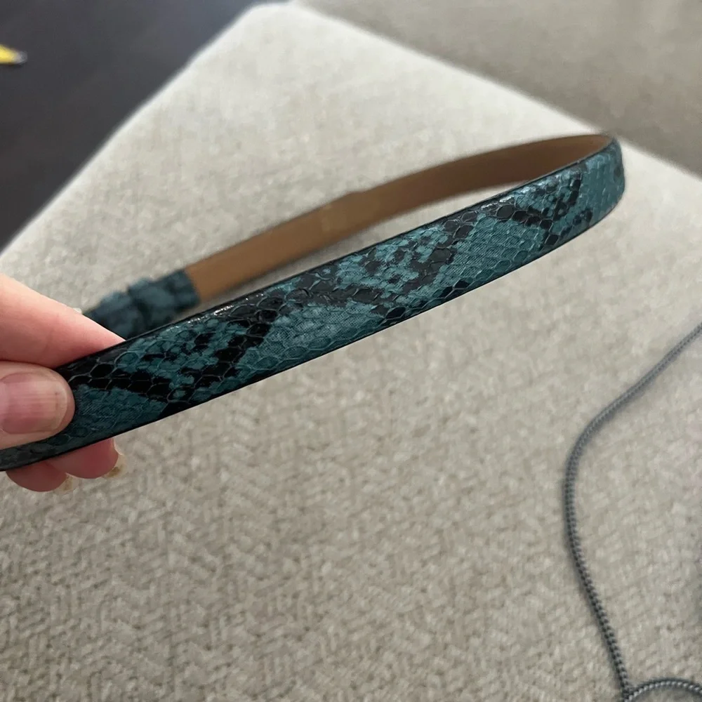 Amanda Smith Genuine Snake Skin Belt - Blue - Size S